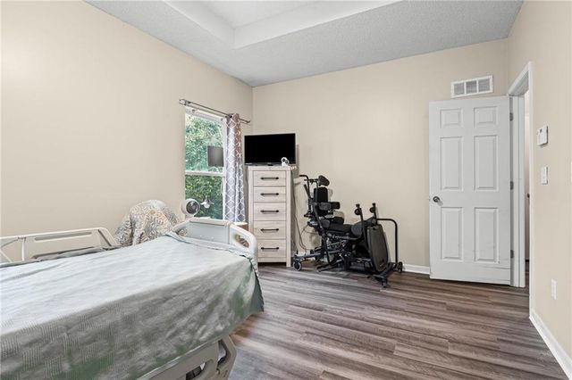 3323 N 103rd Terrace, Kansas City, KS 66109