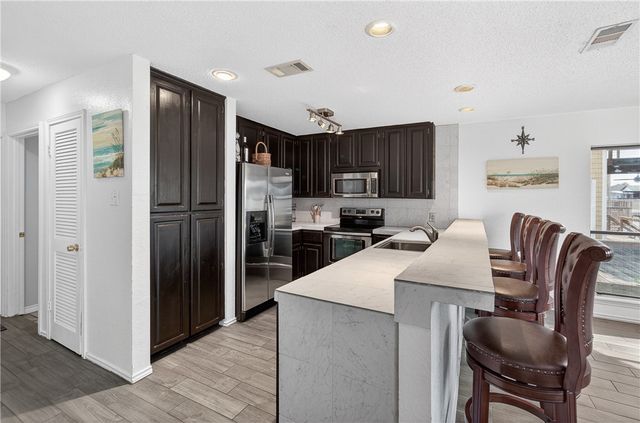 13929 Blackbeard Dr, Corpus Christi, TX 78418