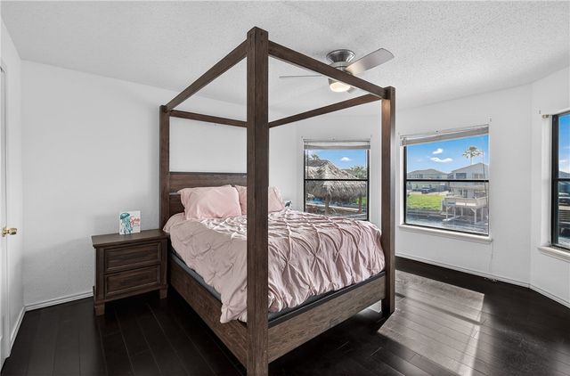 13929 Blackbeard Dr, Corpus Christi, TX 78418