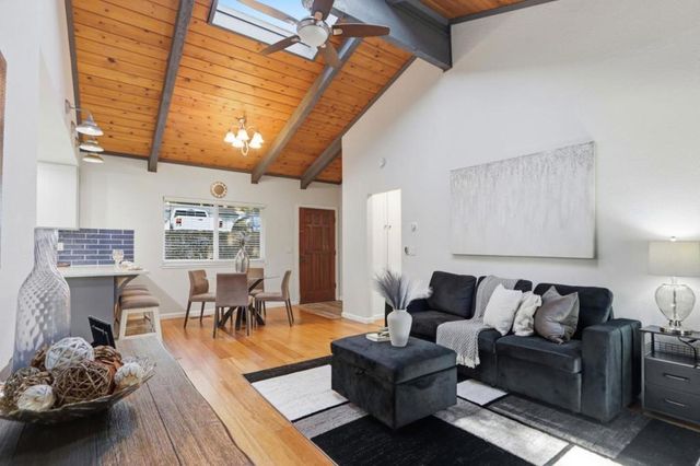 279 Anchor Court, Boulder Creek, CA 95006