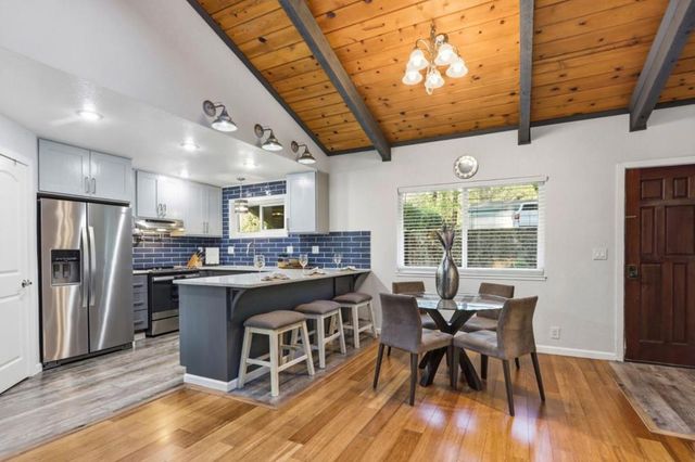 279 Anchor Court, Boulder Creek, CA 95006