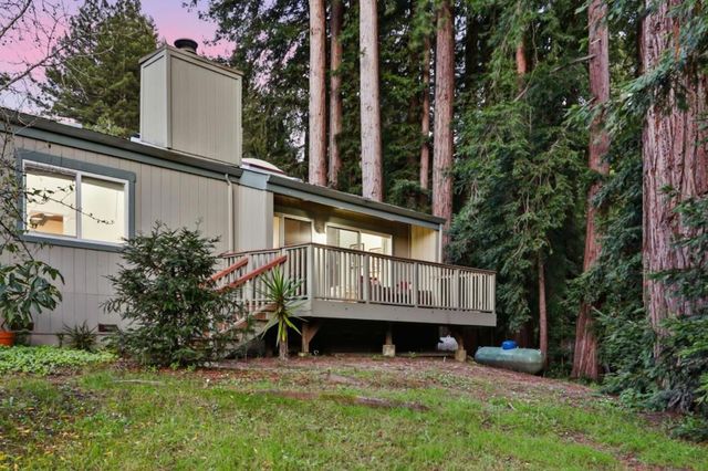 279 Anchor Court, Boulder Creek, CA 95006