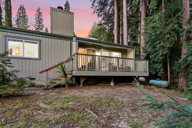 279 Anchor Court, Boulder Creek, CA 95006