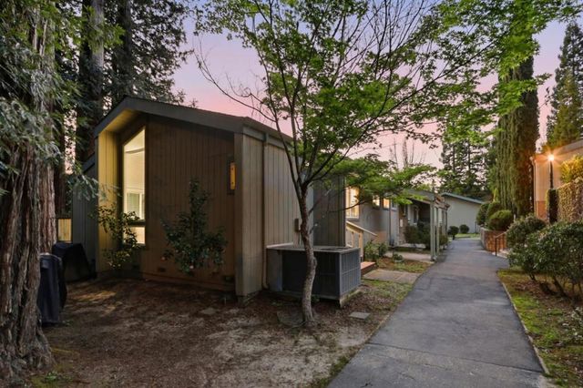 279 Anchor Court, Boulder Creek, CA 95006