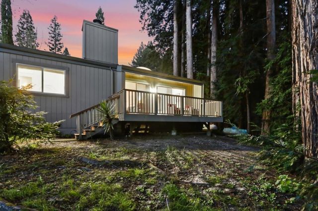 279 Anchor Court, Boulder Creek, CA 95006