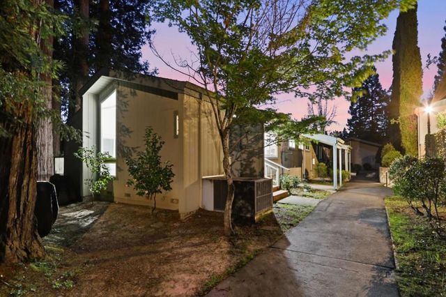 279 Anchor Court, Boulder Creek, CA 95006