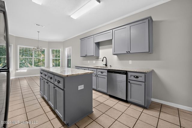 320 Hanley Circle, Brandon, MS 39047