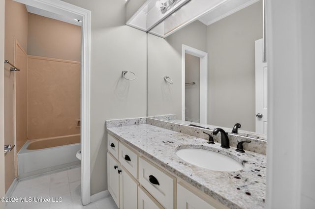 320 Hanley Circle, Brandon, MS 39047