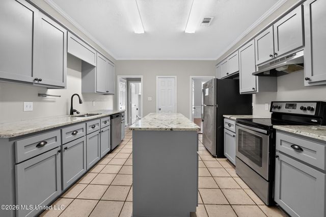 320 Hanley Circle, Brandon, MS 39047