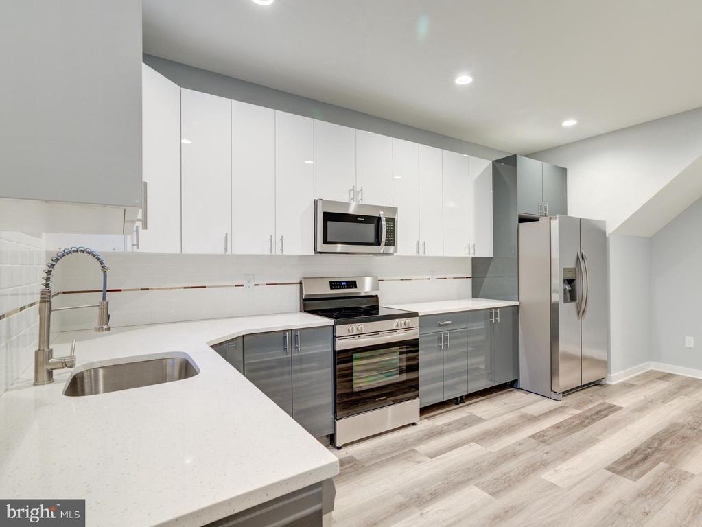 719 CANTRELL ST, PHILADELPHIA, PA 19148 — photo 4