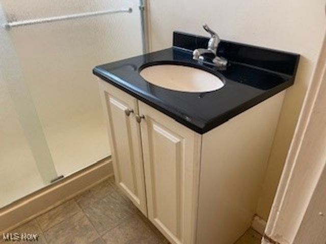 206 6th Street NW, New Philadelphia, OH 44663