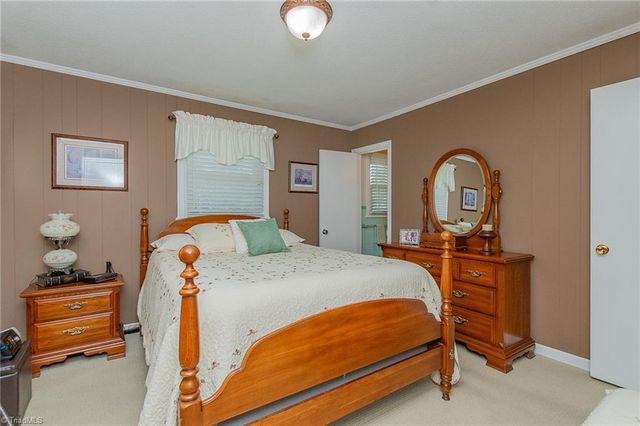 421 Dove Point, Lexington, NC 27295