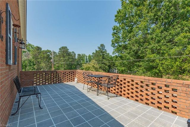 421 Dove Point, Lexington, NC 27295