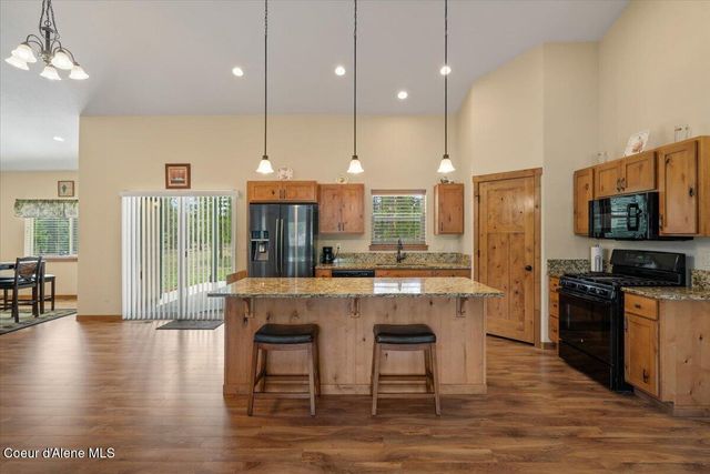 458 W Keva LN, Athol, ID 83801