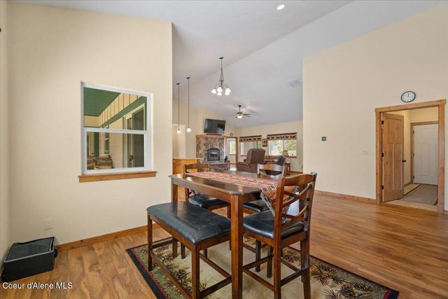 458 W Keva LN, Athol, ID 83801