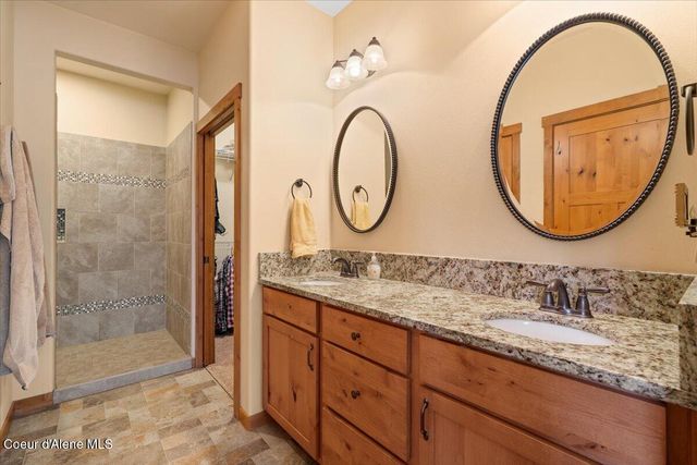 458 W Keva LN, Athol, ID 83801