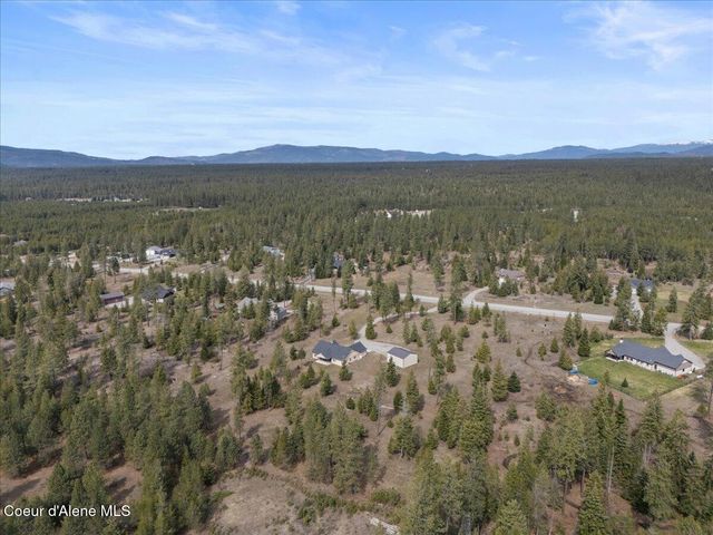 458 W Keva LN, Athol, ID 83801