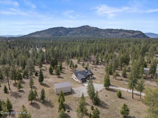 458 W Keva LN, Athol, ID 83801