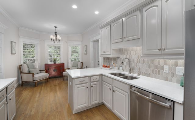 2208 Oakside Ct, Murfreesboro, TN 37128