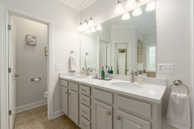 2208 Oakside Ct, Murfreesboro, TN 37128