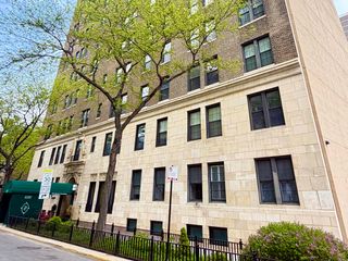 6101 N Sheridan Road 11E, Chicago, IL 60660