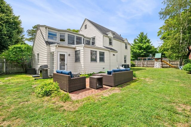99 Tedesco St, Marblehead, MA 01945
