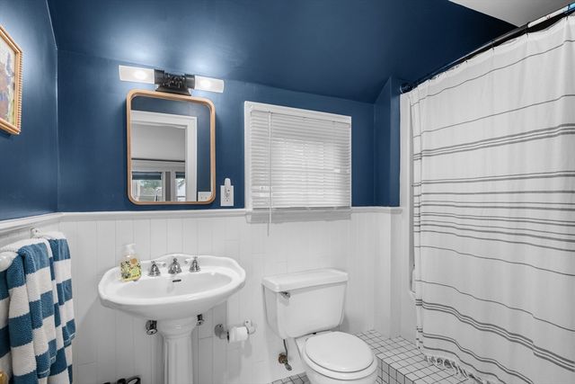 99 Tedesco St, Marblehead, MA 01945
