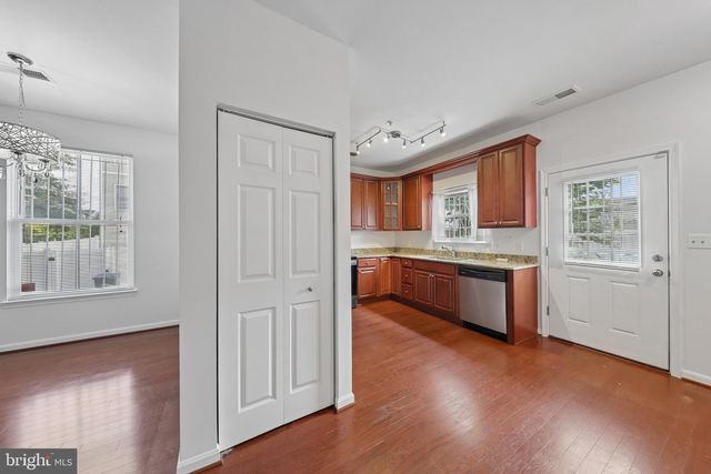 3244 15TH PL SE, Washington, DC 20020