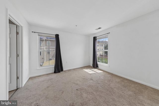 3244 15TH PL SE, Washington, DC 20020