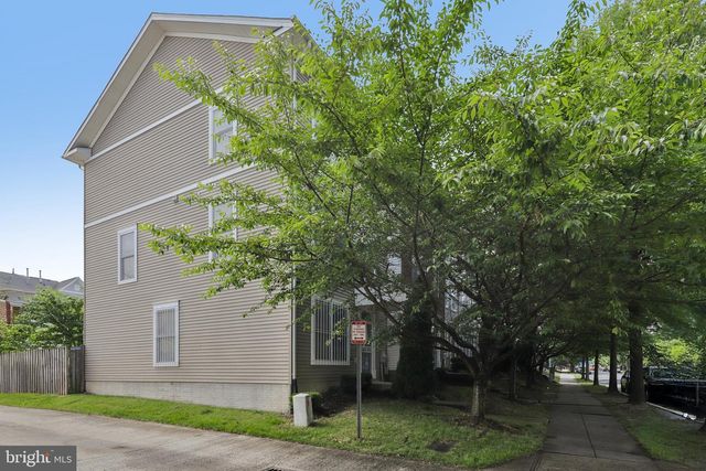 3244 15TH PL SE, Washington, DC 20020