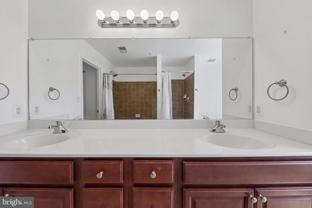 3244 15TH PL SE, Washington, DC 20020
