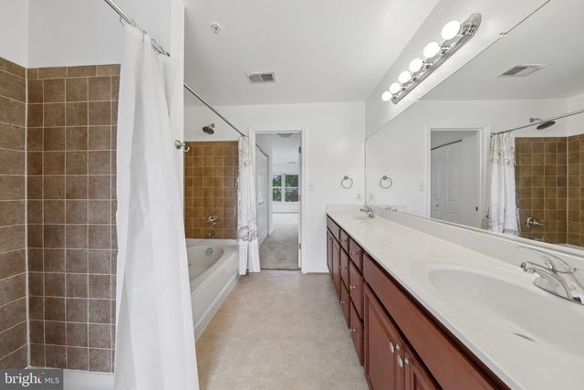 3244 15TH PL SE, Washington, DC 20020