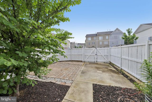 3244 15TH PL SE, Washington, DC 20020