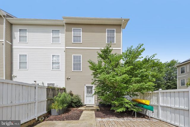 3244 15TH PL SE, Washington, DC 20020