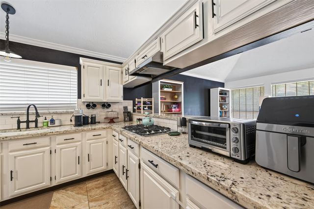 1206 Red Rock Canyon Drive, Katy, TX 77450