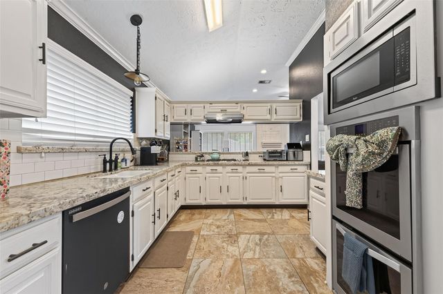 1206 Red Rock Canyon Drive, Katy, TX 77450
