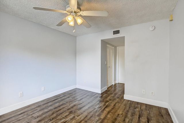 832 NW 92nd Avenue, Plantation, FL 33324