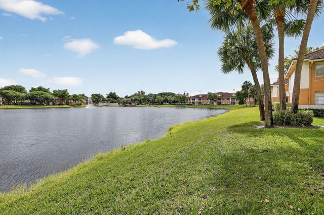 832 NW 92nd Avenue, Plantation, FL 33324