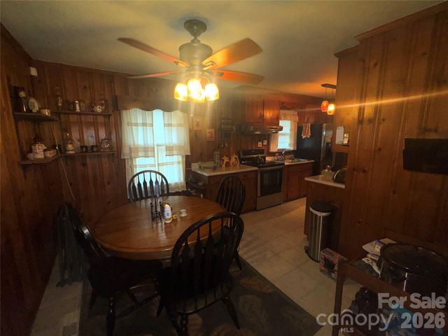 1529 W Market Street, Cheraw, SC 29520