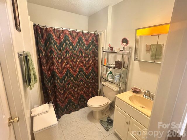 1529 W Market Street, Cheraw, SC 29520