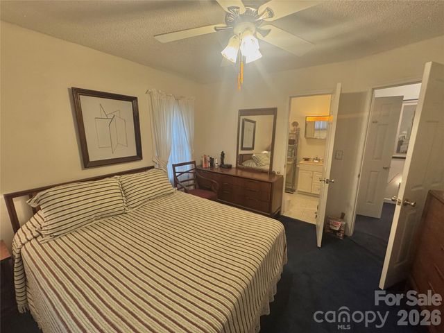 1529 W Market Street, Cheraw, SC 29520