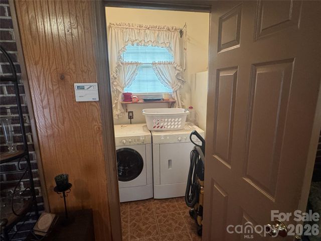 1529 W Market Street, Cheraw, SC 29520