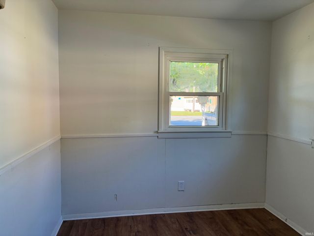 2106 N Byrkit Street, Mishawaka, IN 46545