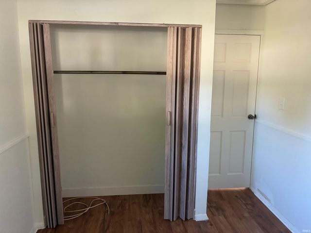 2106 N Byrkit Street, Mishawaka, IN 46545