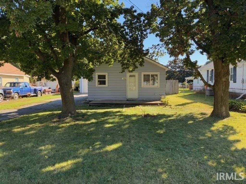 2106 N Byrkit Street, Mishawaka, IN 46545
