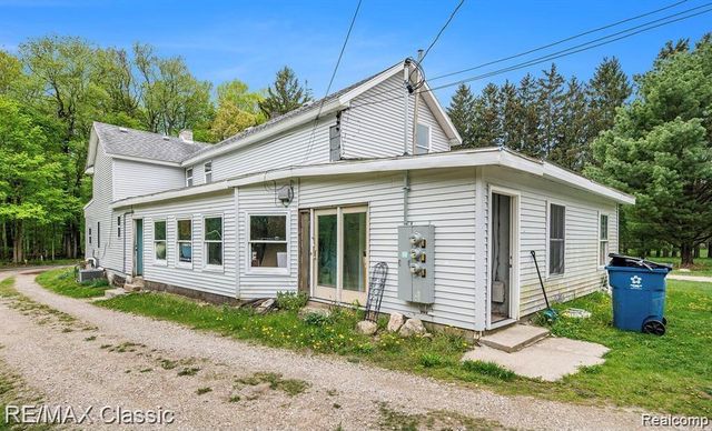 2520 W C Avenue, Kalamazoo, MI 49009