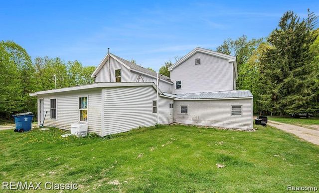 2520 W C Avenue, Kalamazoo, MI 49009