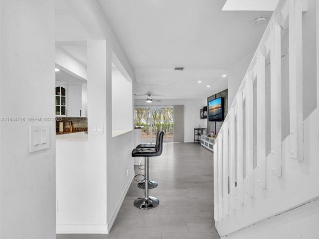 3804 NW 121st Ave, Sunrise, FL 33323