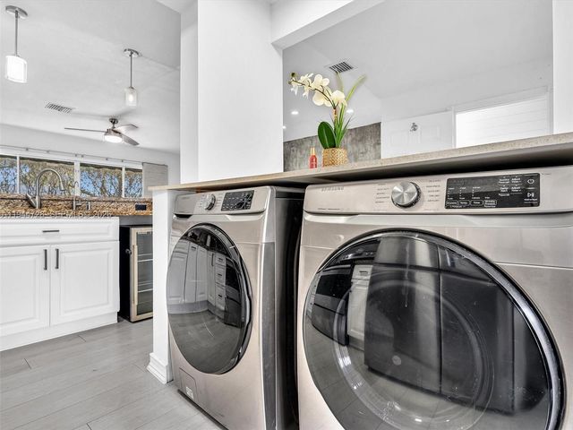 3804 NW 121st Ave, Sunrise, FL 33323