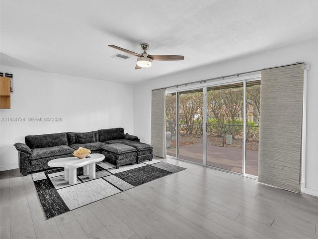 3804 NW 121st Ave, Sunrise, FL 33323